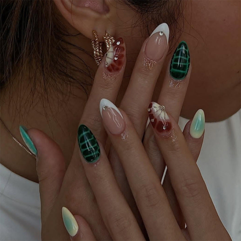 Nail art set with elegant patterns and creative designs Kalsten