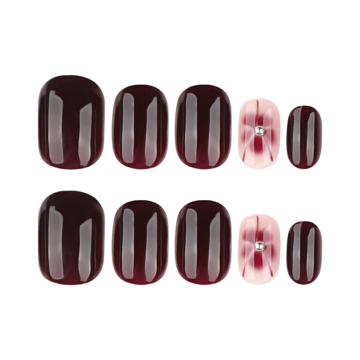 Elegant Nail Art with Glitter and Flower Elements Kalsten