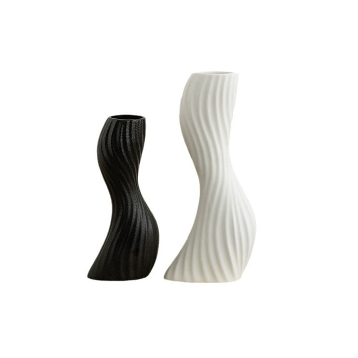 Sculptural Decorative Vase Kalsten