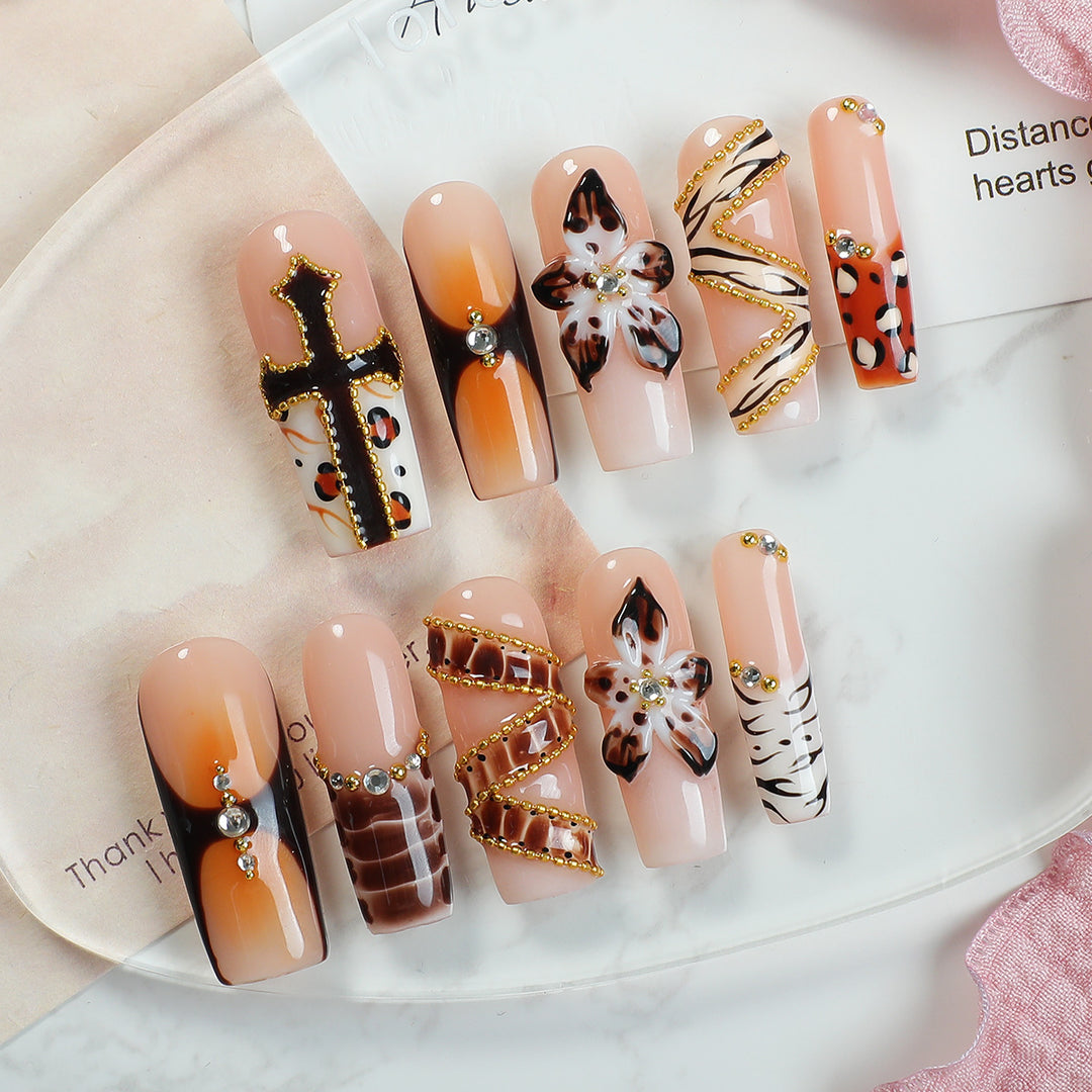 Creative Nail Art Set with Stylish Designs Kalsten