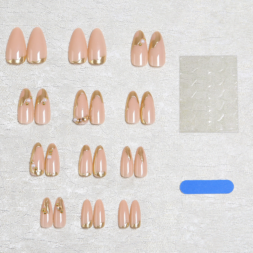 Elegant artificial nails with golden accents Kalsten