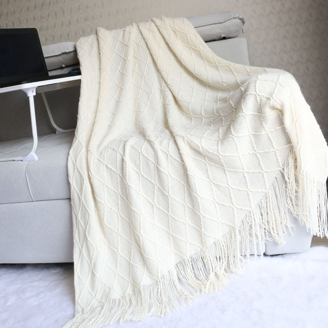Textured Woven Throw Blanket Kalsten