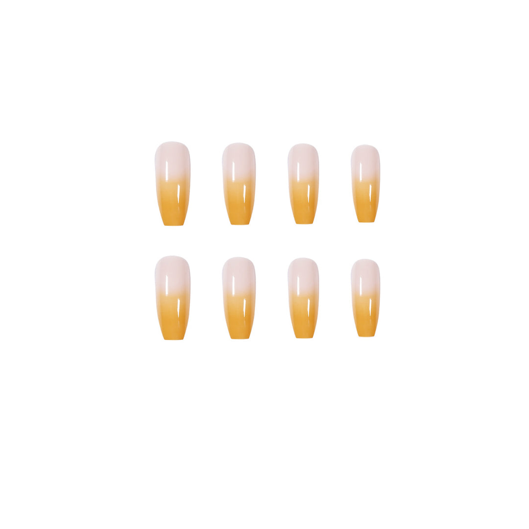 Artificial nail extensions in elegant ombre style Kalsten