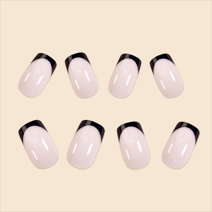 Elegant French Tip Nail Extensions