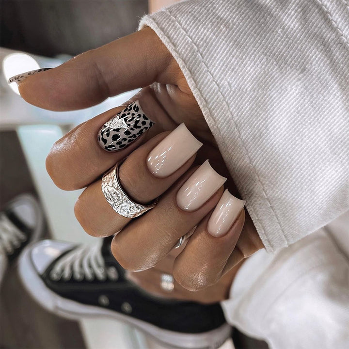 Artful Nail Art with Elegant Animal Design Kalsten
