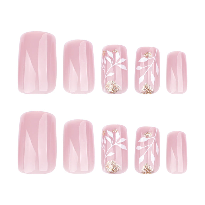 Artful nail art with elegant floral design Kalsten