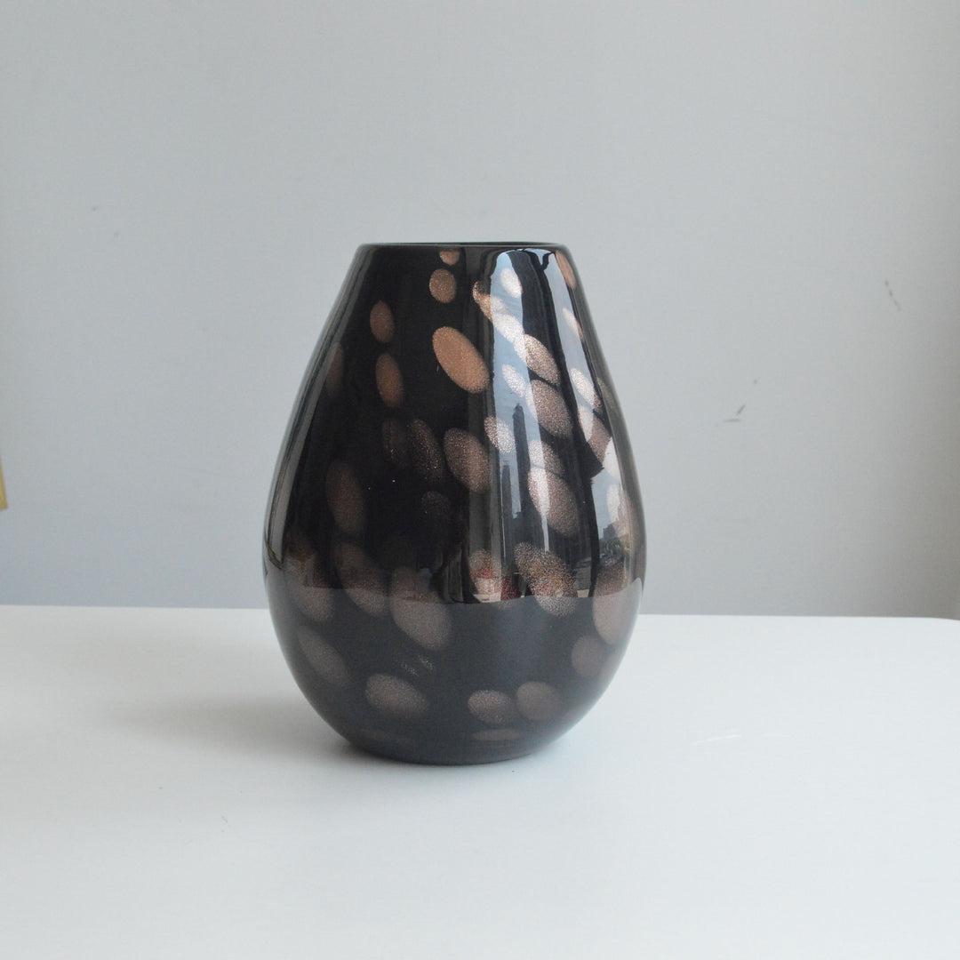 Handblown Speckled Glass Bulb Vase with Narrow Mouth and High-Gloss Finish Kalsten
