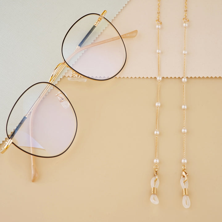 Elegant Pearl-Accented Eyewear Chain Kalsten