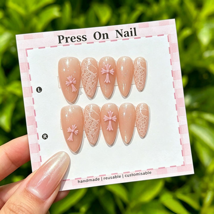 Artistic Press-On Nail Set with Tropical and Floral Accents