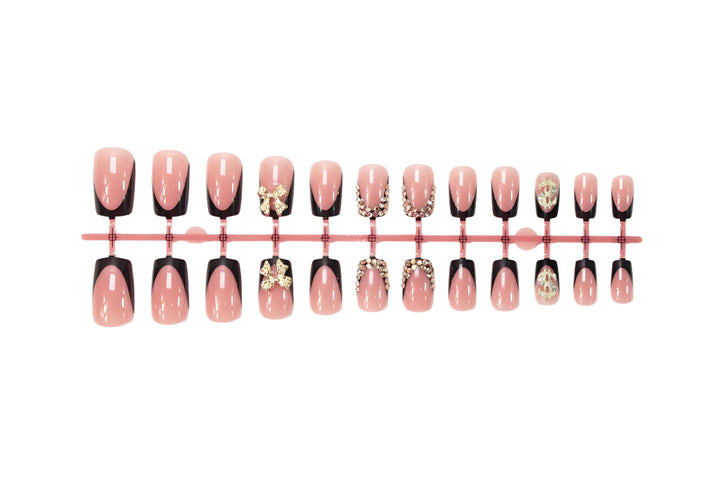Artificial nail set with elegant golden decorations and modern design Kalsten