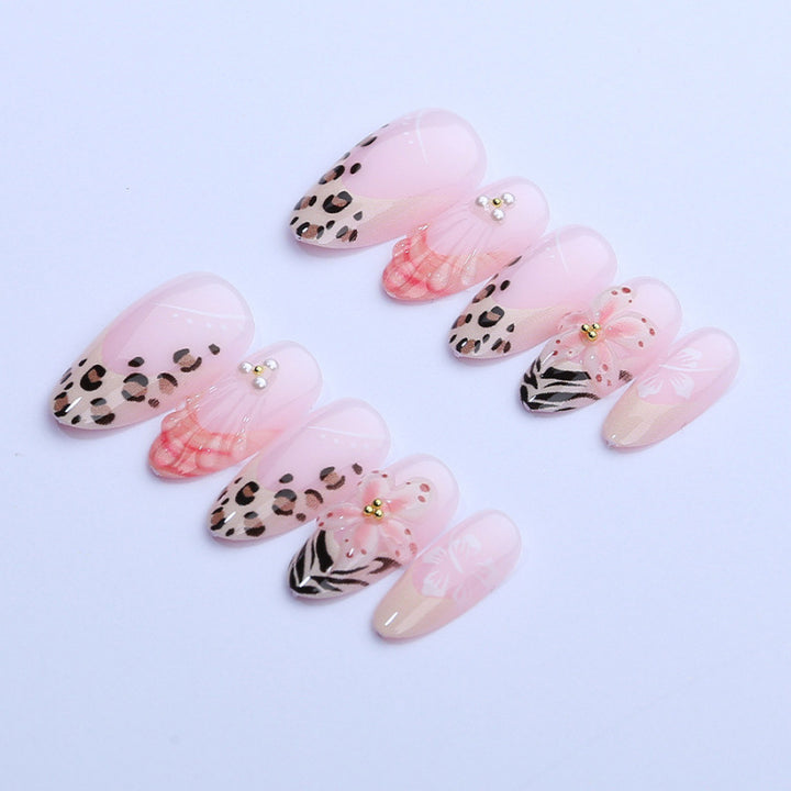 Artificial nail set with floral decorations and elegant patterns Kalsten