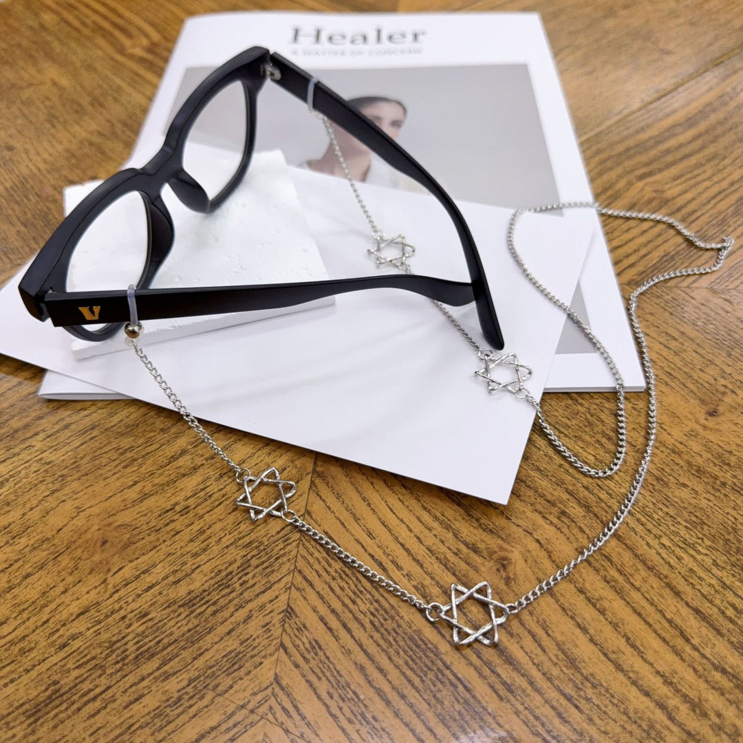 Dangle Chain Necklace with Star Accents Kalsten