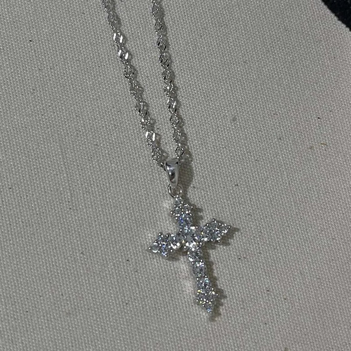 Cross pendant necklace with sparkling zirconia stones Kalsten