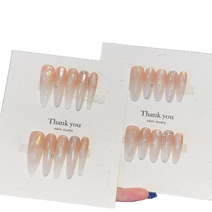 Artificial Nail Set with Elegant Glitter Accents Kalsten