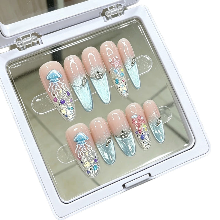 Decorative Press-on Nail Set Kalsten