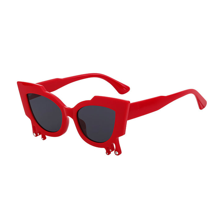 Women Exclusive Cat Eyes Sunglasses with Artistic Details Kalsten