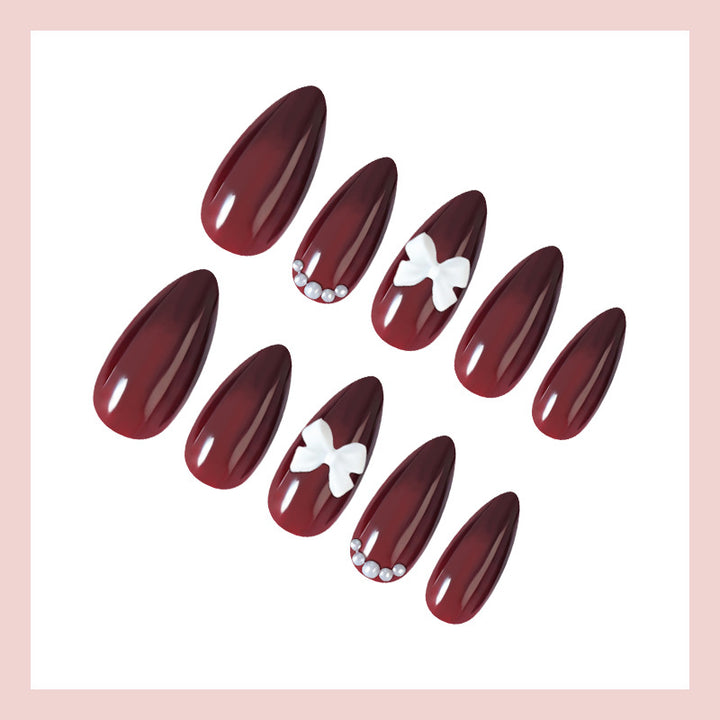 Elegant Artificial Nails Set with Decorative Accents Kalsten