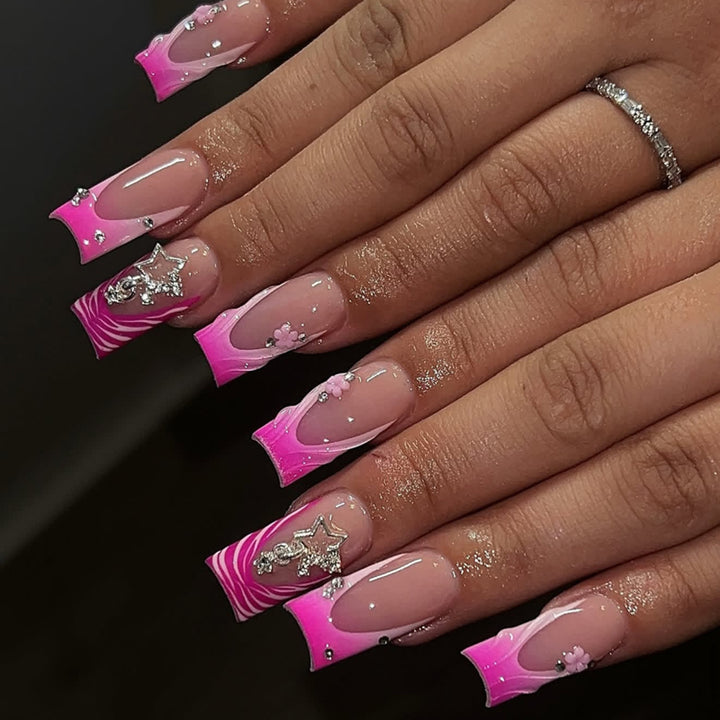 Elegant artificial nails with floral accents Kalsten