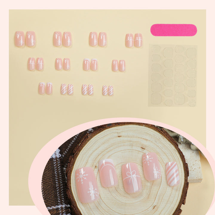 Nail set with elegant floral and striped designs Kalsten