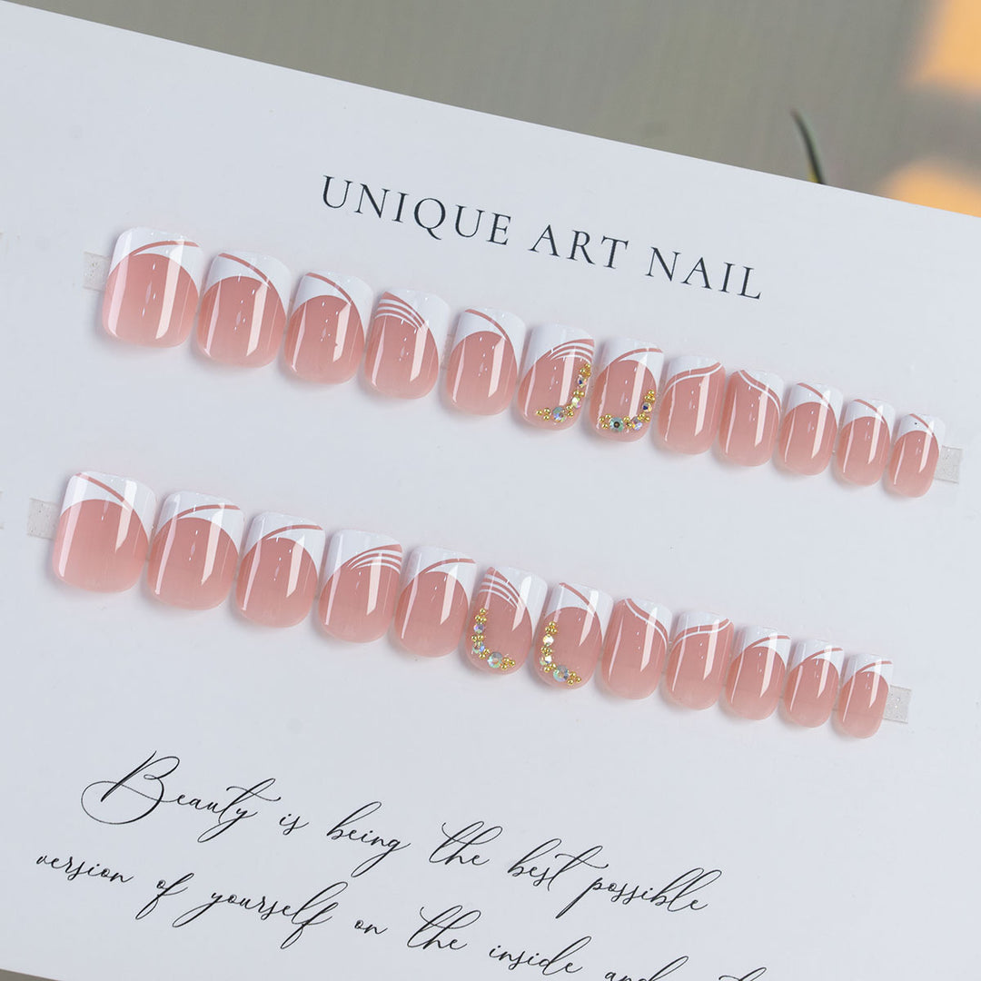 Elegantly Designed Rhinestone-Accented Press-On Nails