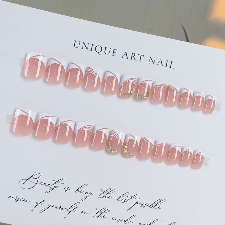 Elegantly Designed Rhinestone-Accented Press-On Nails