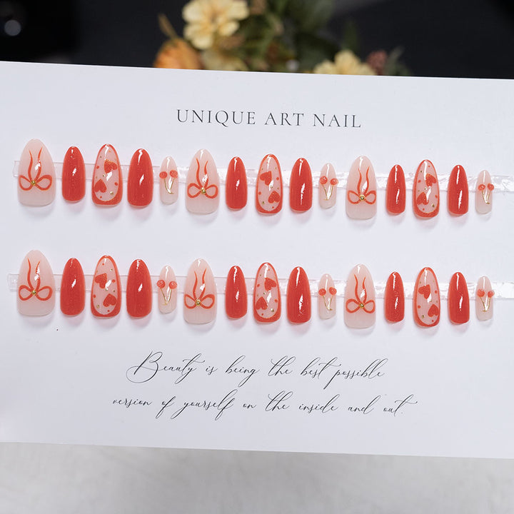 Heart-Themed Elegant Press-On Nail Art
