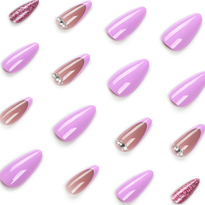 Artful Nail Art with Glitter and Ombre Effects Kalsten