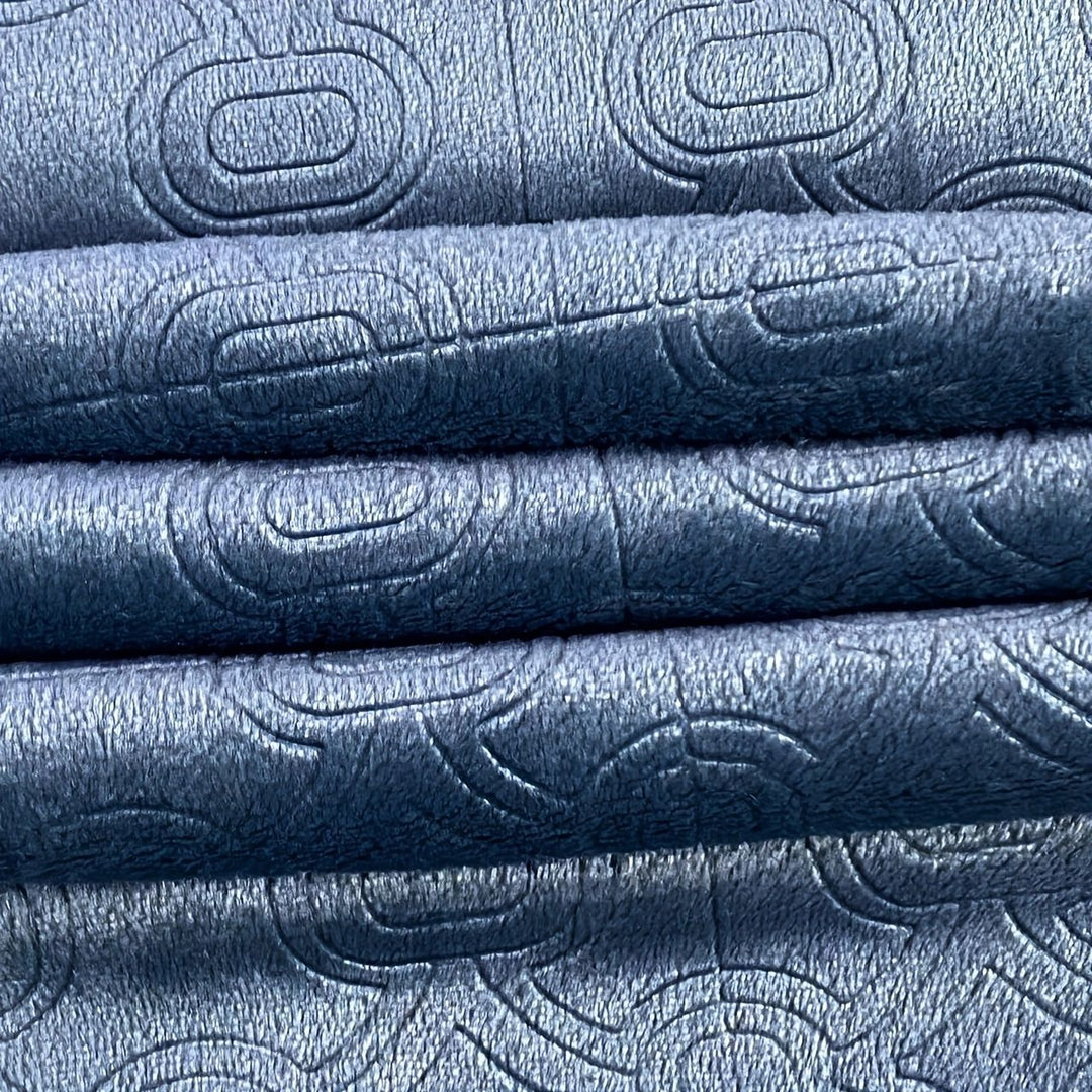 Plush Sherpa-Lined Throw Blanket