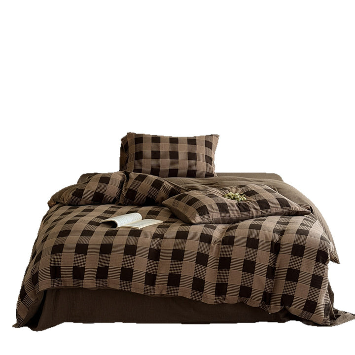 Large check bed linen set made of cotton percale with breathable finish