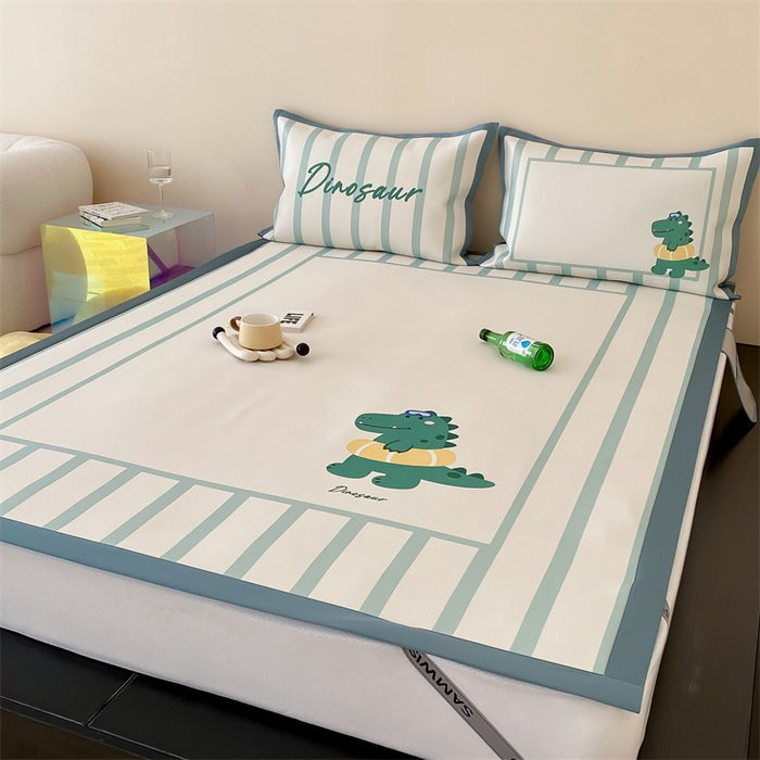 Fitted sheet with non-slip edging, cute panda print & striped border