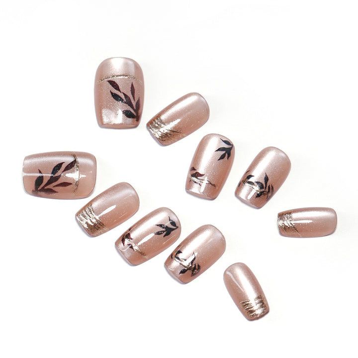 Artistic Nail Art with Elegant Leaf Design Kalsten