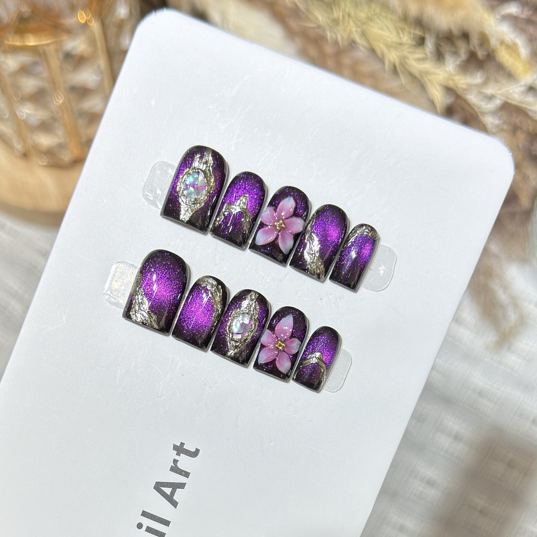 Elegant Floral Press-On Nail Set with Glitter Accents Kalsten