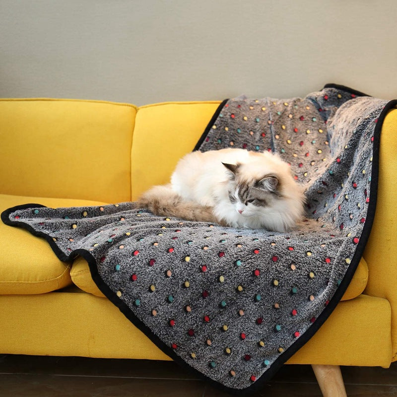 Women's Cozy Plush Blanket with Polka Dot Pattern Kalsten