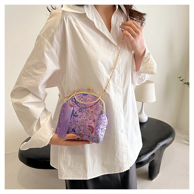 Floral Embroidered Clutch