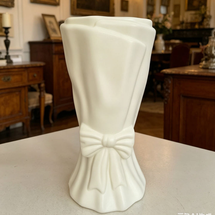 Decorative Elegant Bow-Shaped Flower Vase Kalsten