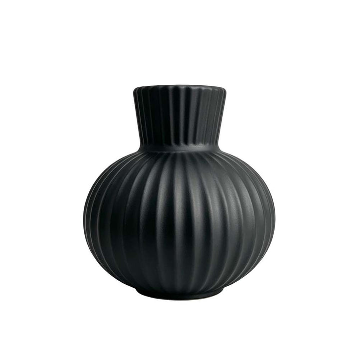 Elegant Ribbed Ceramic Vase Kalsten