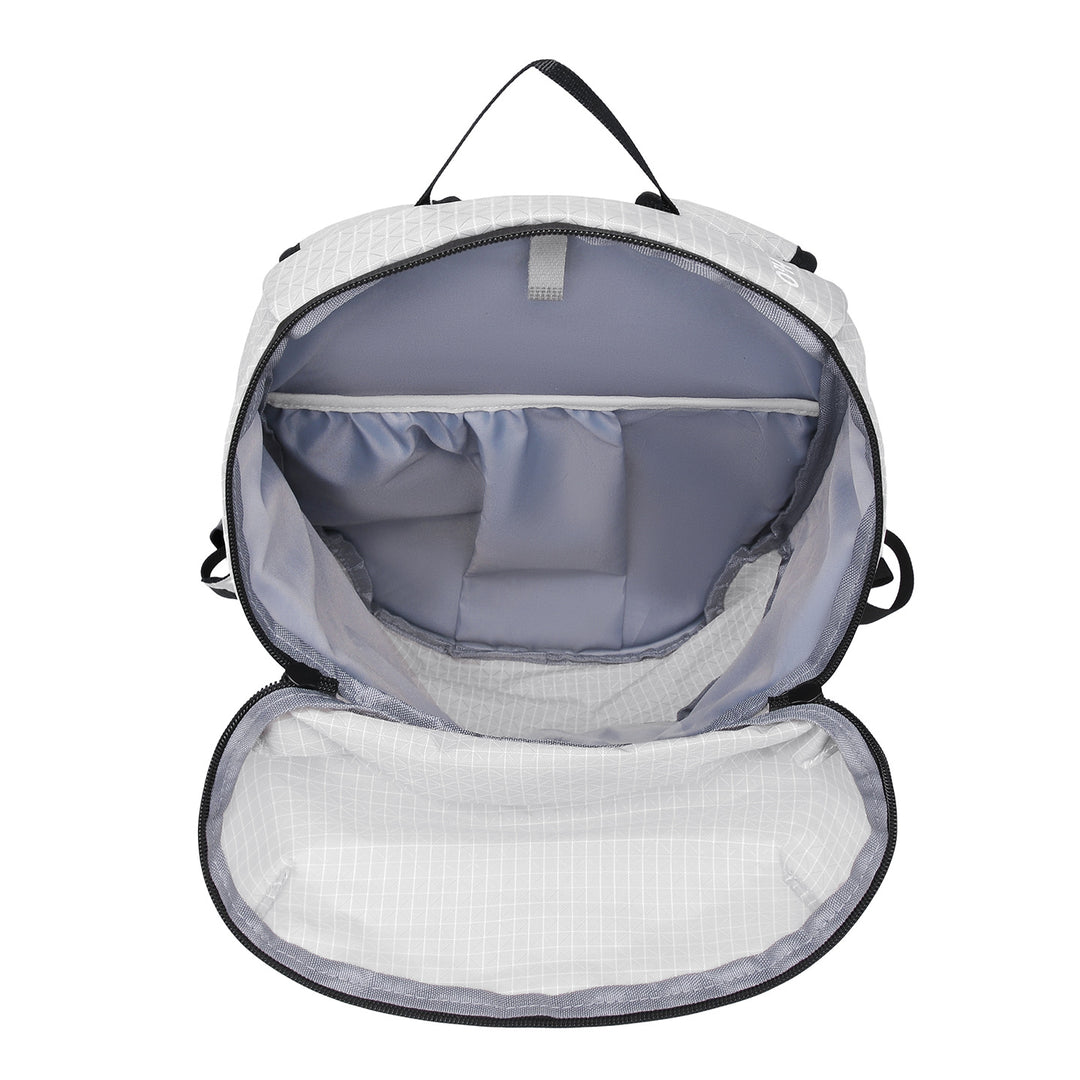 Outdoor backpack with versatile compartment system and comfort carrying system Kalsten