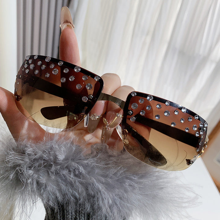Women's Glamorous Sunglasses with Glitter Accents Kalsten