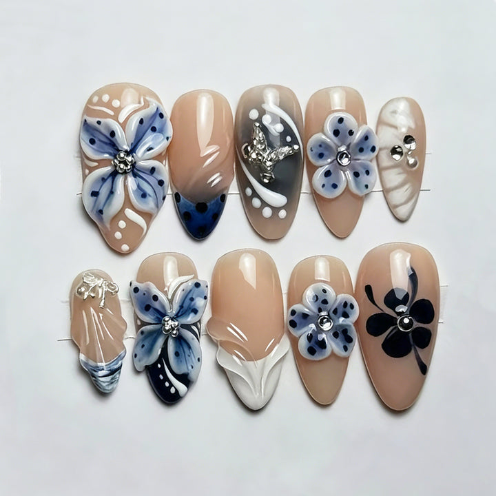 Elegant Floral Decorative Press-On Nail Set 1790738681