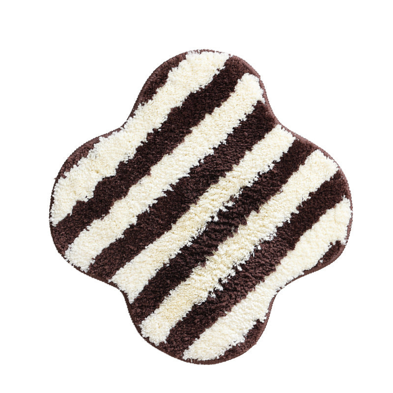 High-pile bath mat rug with diagonal stripe structure and organic shape Kalsten