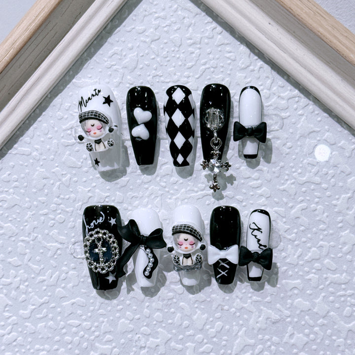 Elegant Character-Themed Decorative Press-On Nails