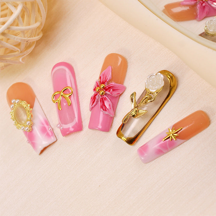 Nail art set with floral designs Kalsten