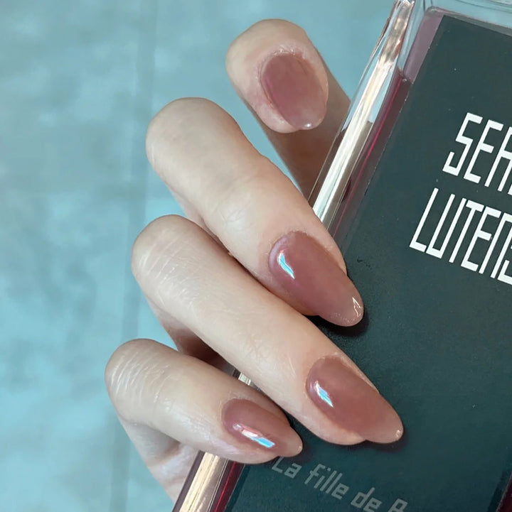 Glossy Almond-Shaped Press-On Nail Art