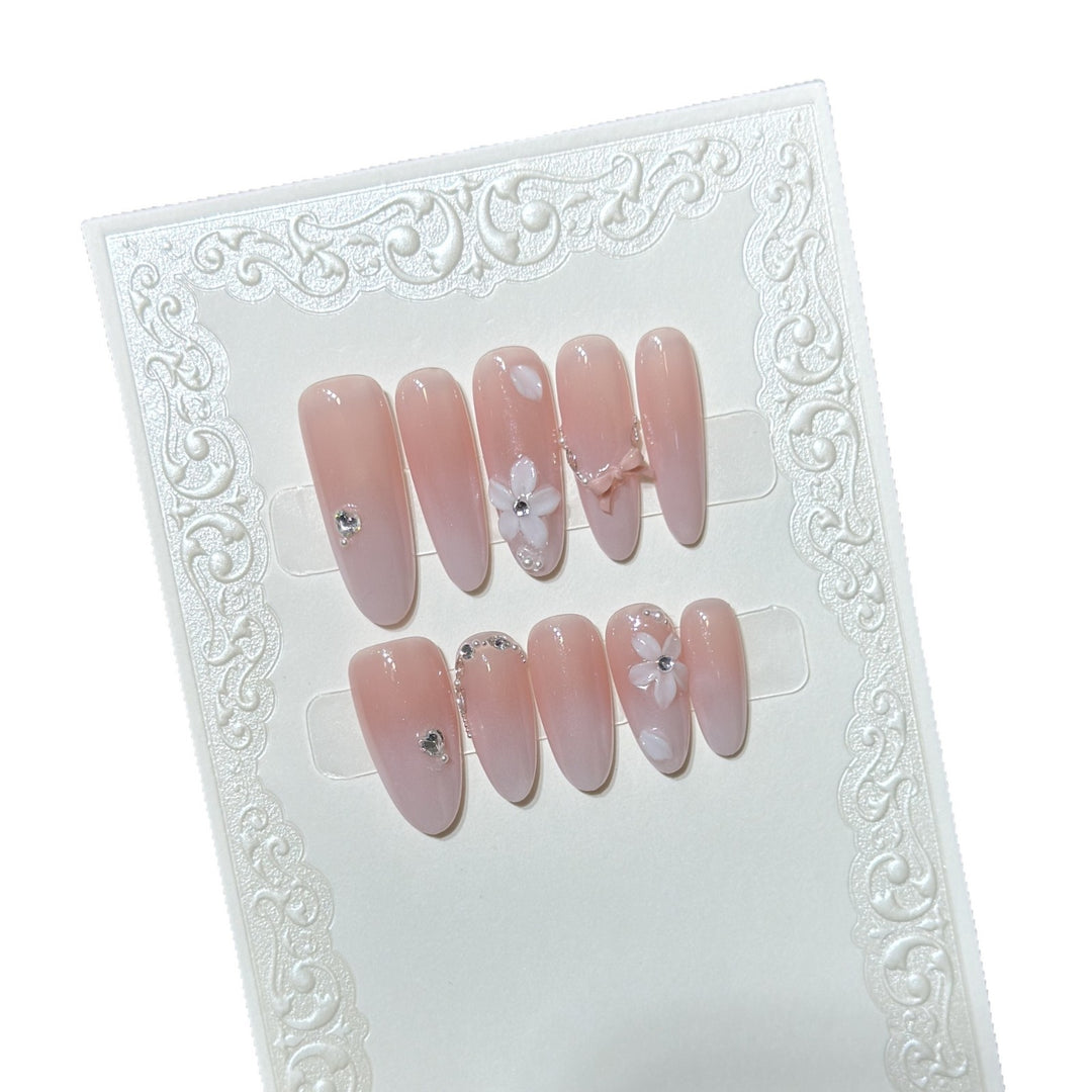 Floral Press-On Nail Art Set Kalsten