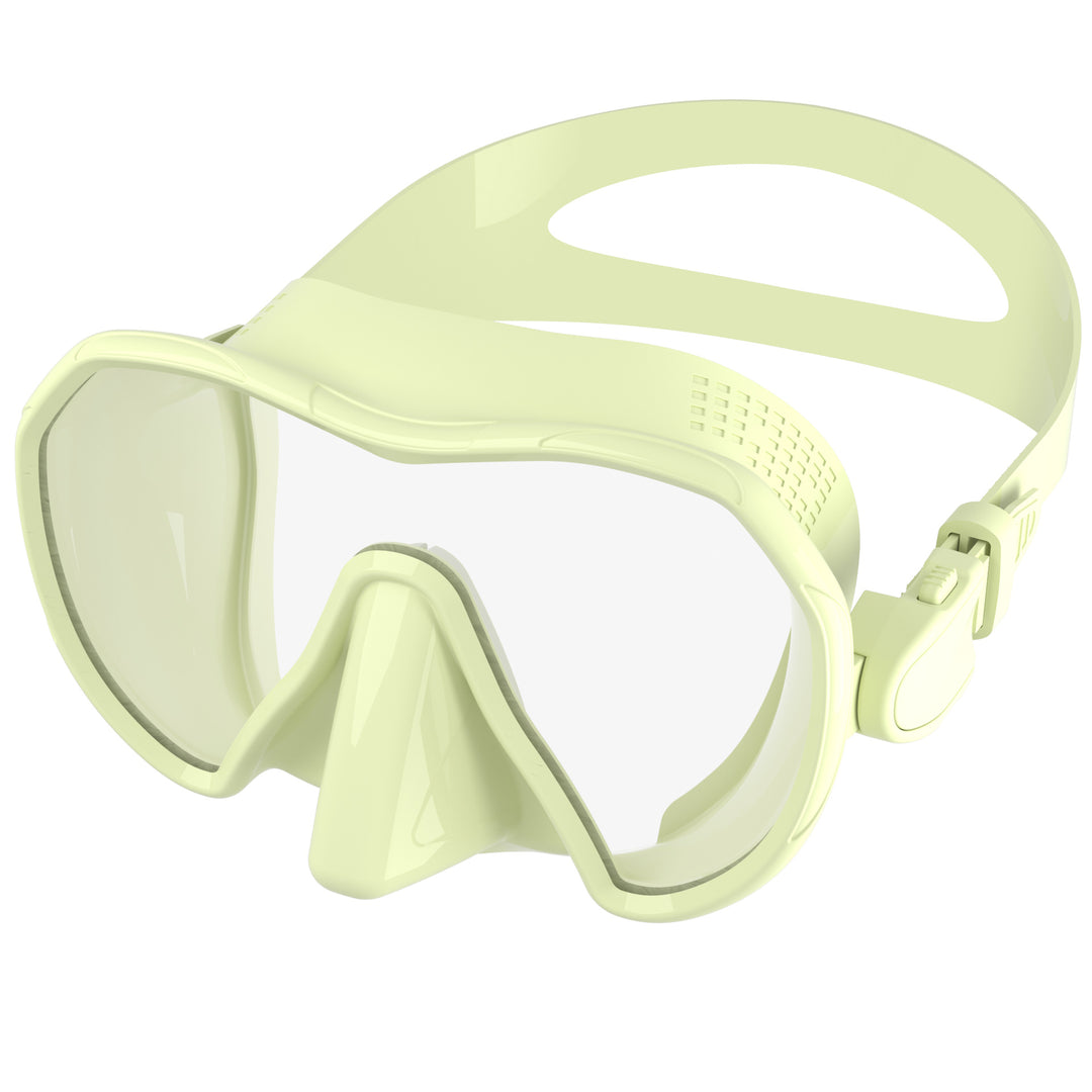 Diving mask with wide field of vision and comfortable silicone edge Kalsten