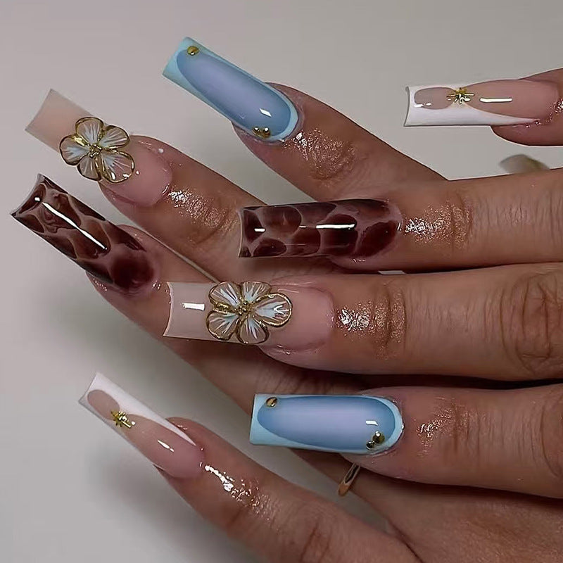 Elegant Floral Accent Press-On Nails Kalsten