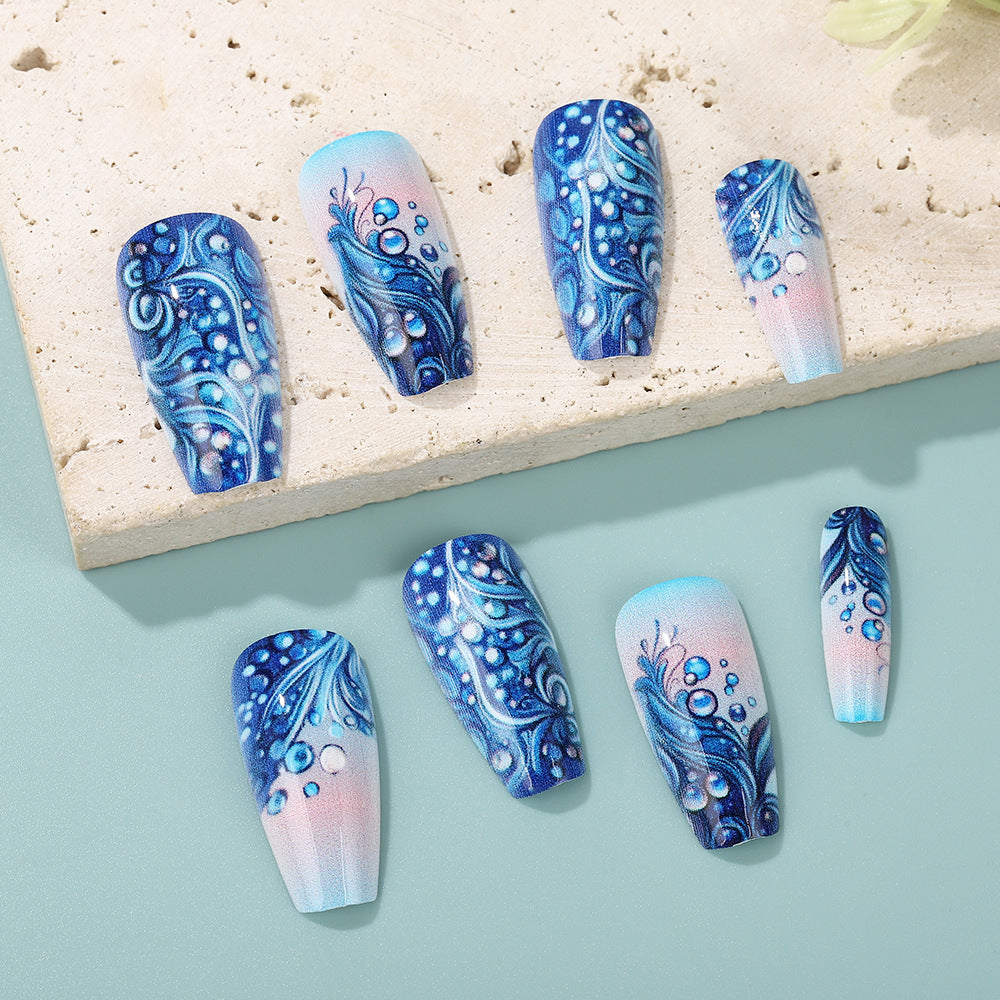 Artificial nails in elegant water design Kalsten