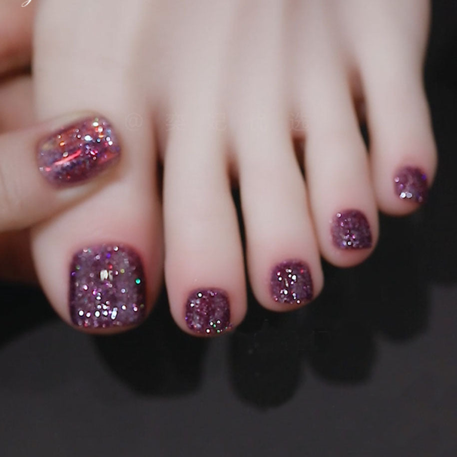 Glittering Sparkle Nail Art