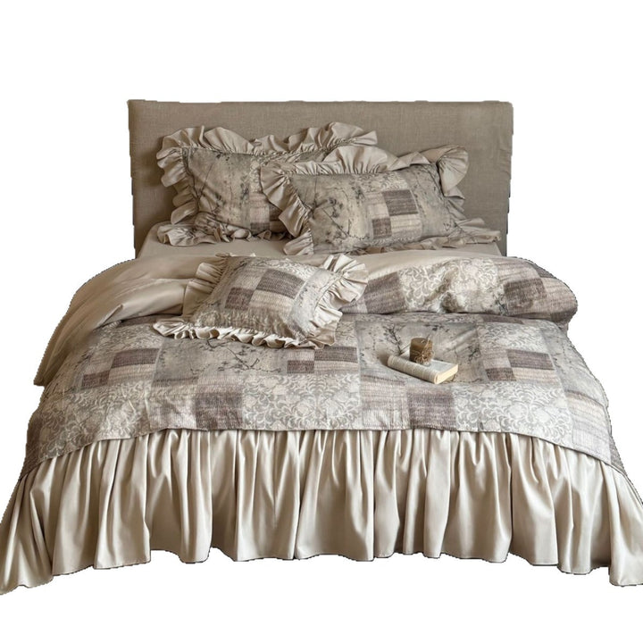 Vintage-Patchwork Bedspread Set with Ruffled Bed Skirt