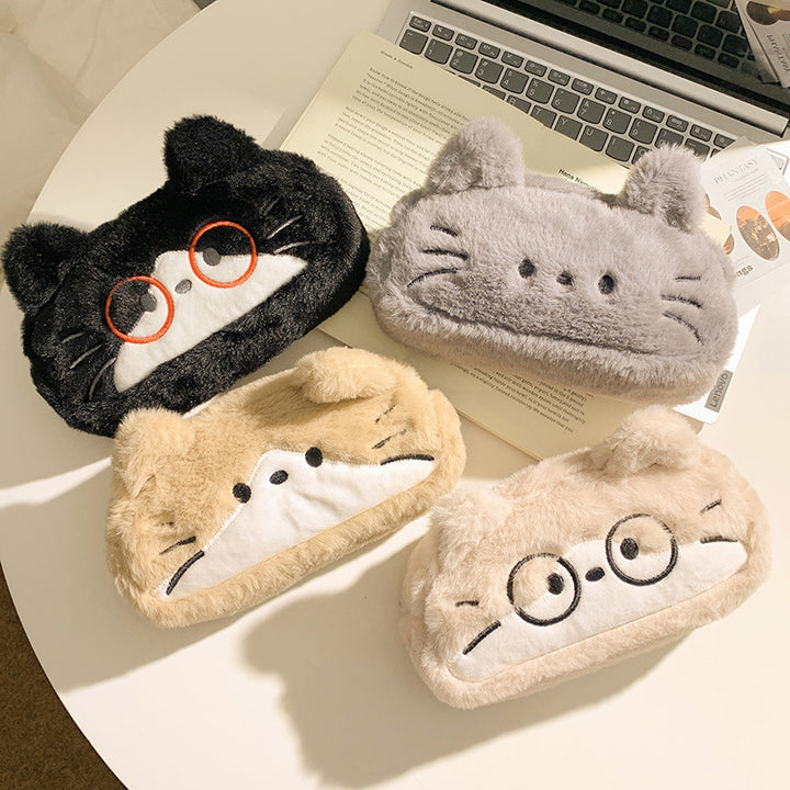 Cute cat motif pillow Kalsten